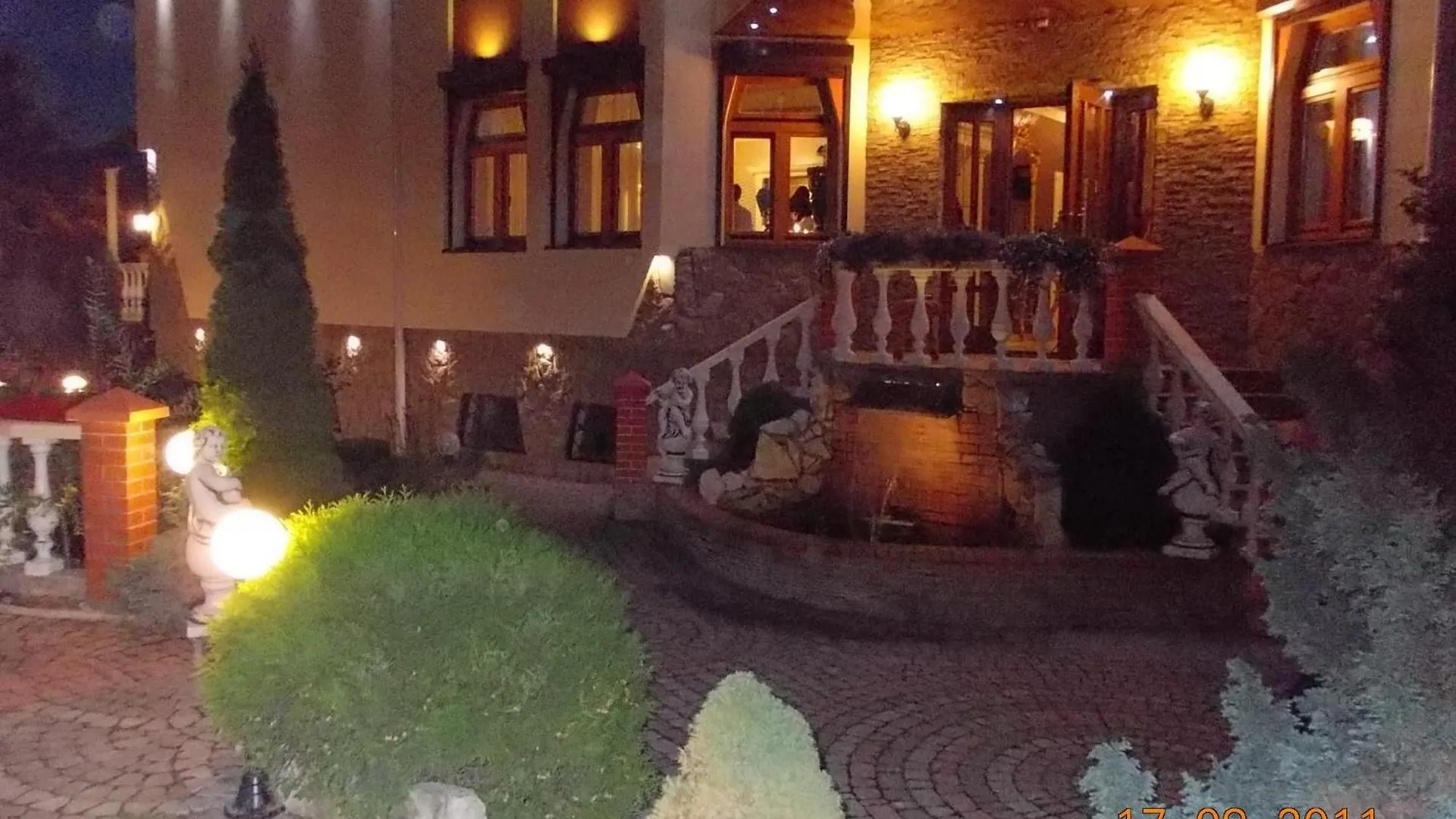 ****  Rayske Yabloko Hotel Lviv Ukraine
